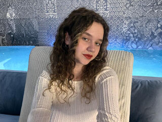 nude cam girl pic ElliaWesty