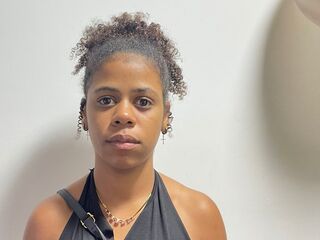 fingering girl webcam  EmaVallerin