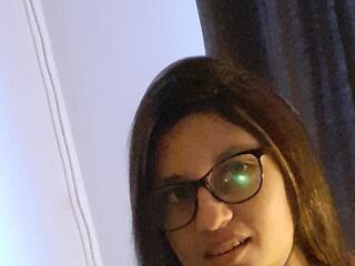 cam girl masturbating with dildo EmilyGreenhouse