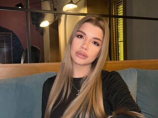 cam girl webcam sex EmmyRamsdell