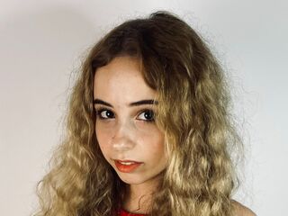 cam girl showing pussy EugeniaGroomes