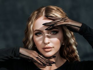 naked girl with webcam EvaVibe