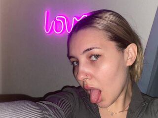 bedroom cam EvelInDreamer