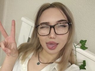 camgirl FloraSelt