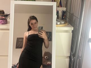 camgirl shaving pussy FobyFever
