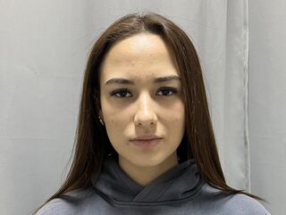 cam girl playing with vibrator GlendaSwith