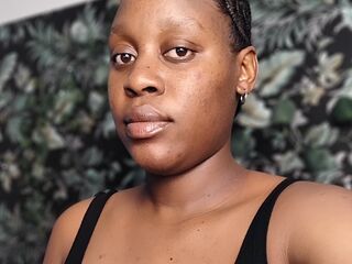 topless webcamgirl HaleyNoir
