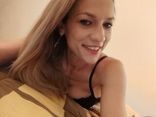 webcamgirl sexchat IsaaBella