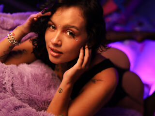 hot girl webcam IsabellaMontier