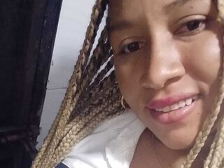 naked webcam girl video IsisRusso