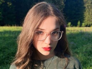 camslut showing pussy JaniseZeiger