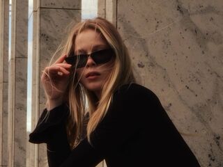 sexchat room JenaeWaneka