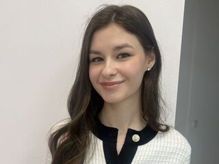 shaved pussy web cam JenieHunter