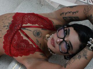 free nude live show JessiHilton