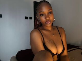 fingering camgirl JoyceClara