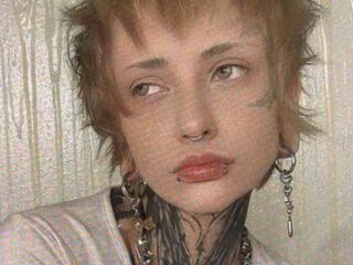 hot camwhore JulianeVerdier