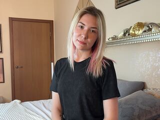 shaved pussy webcam JuneRamos