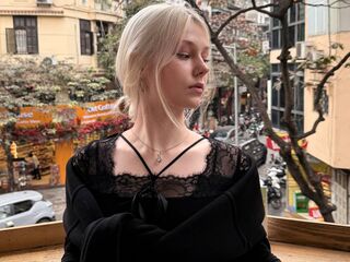 nude webcamgirl KamValentine