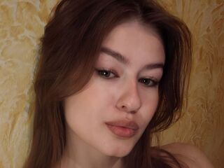 camgirl masturbating with sex toy KarenFalknar