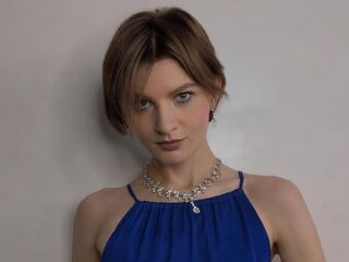 adult web cam KarinaBiz