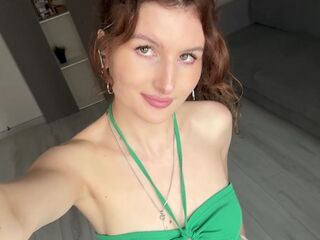chat room live show KarmenZeinert