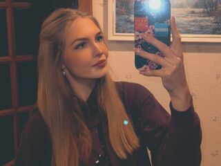 cam girl spreading pussy KateyTouriny
