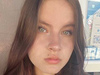 free webcam chatroom KatyRhoades