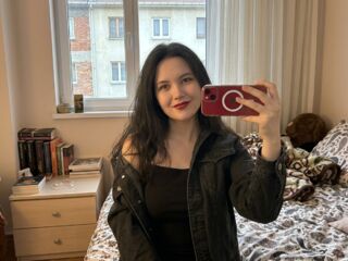 naked webcam girl masturbating KeliCollymore