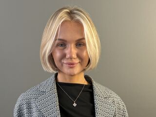 live sex webcam KeriGarrard