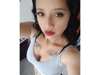 free live camsex KhattyWhite