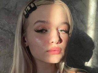 camgirl webcam sex picture KianaStark