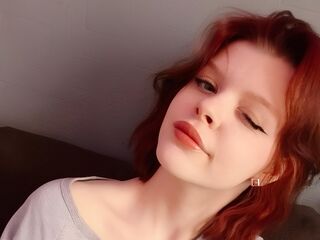 camwhore masturbating with sextoy KiraCurt