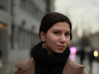 fingering webcam girl KiraReddel