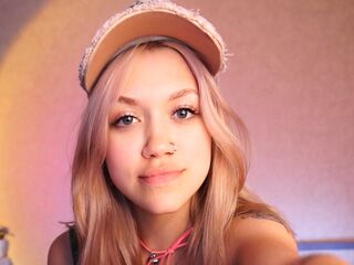 naked cam girl masturbating KiraSardewys