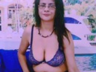 webcamsex KirtiRose