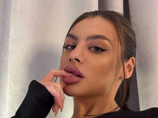 masturbating webcam girl KristyDol