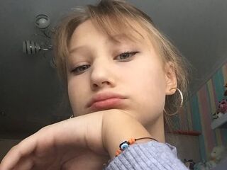 cybersex chat room LakeeshaBrimmer