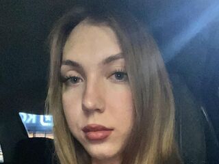 camslut masturbating LeannHonnerlaw