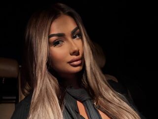 beautiful camgirl LeylaBunny