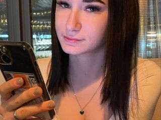 shower web cam LilyGrows