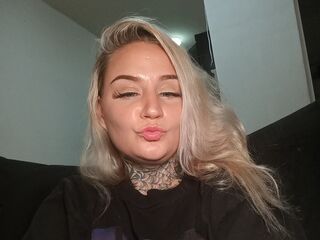 chat room webcam photo Lisacasandra