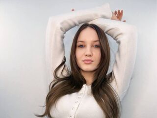 web chat LizethStandford