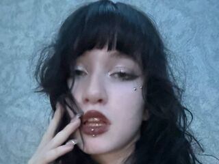 shower livecam LouisePerrish