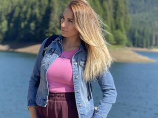 hot girl sex web cam LovelyMaia