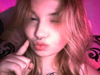 hot camwhore LucileSharples