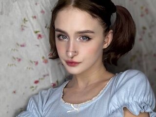 hot cam slut LunaWolfmoon