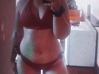 live webcam performer LyaClerre