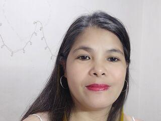 cam girl playing with vibrator LynMoss