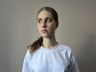 closeup webcam MaganPedaci