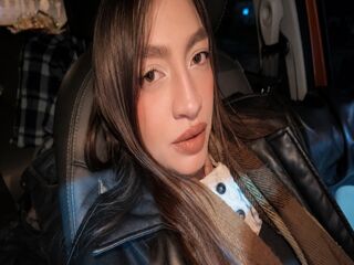 camwhore fingering shaved pussy MariaGrant